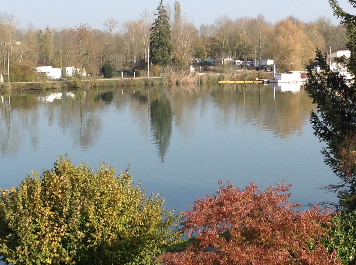 Demeure De L'Ile Rollet Hotel Saint-Jean-de-Losne Kültér fotó